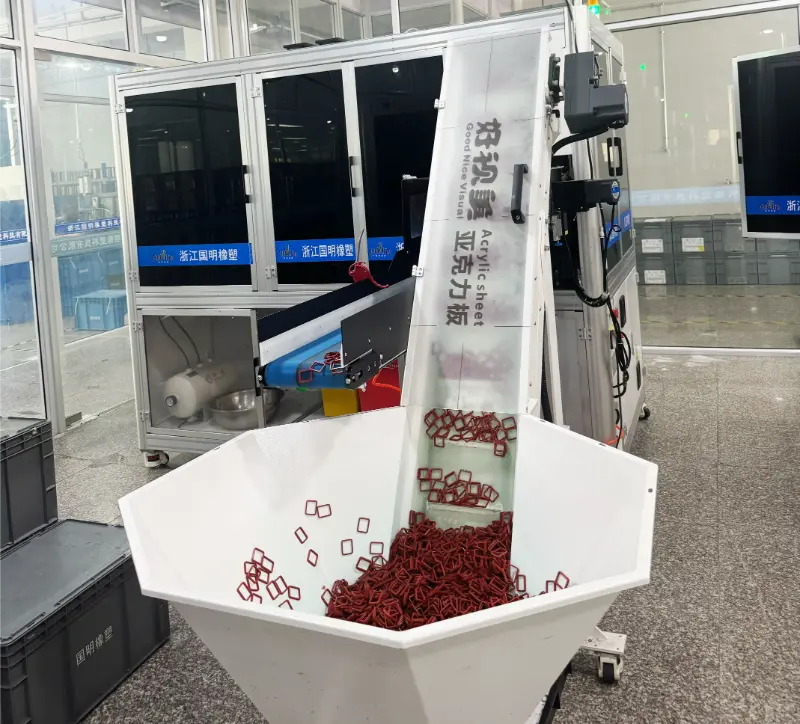 Por que eles passam nos testes de laboratório, mas falham em campo? Uma análise dos três pontos problemáticos mais comuns em vedações de conectores automotivos